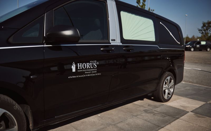 Pogrzeby Tradycyjne Horus 42