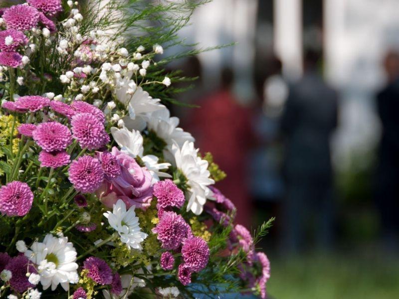 Kwiaty i wieńce pogrzebowe