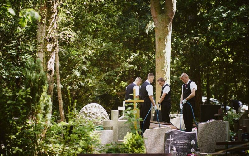 Pogrzeby Tradycyjne Horus 17